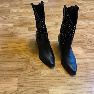 Reba McEntire leather boots